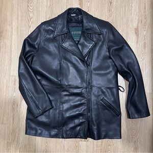 Danier Women's Classic Black Leather Jacket